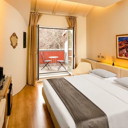 Le Pinete Design Bed And Breakfast Viggiù Exteriér fotografie